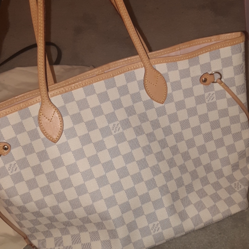 Louis Vuitton neverfull